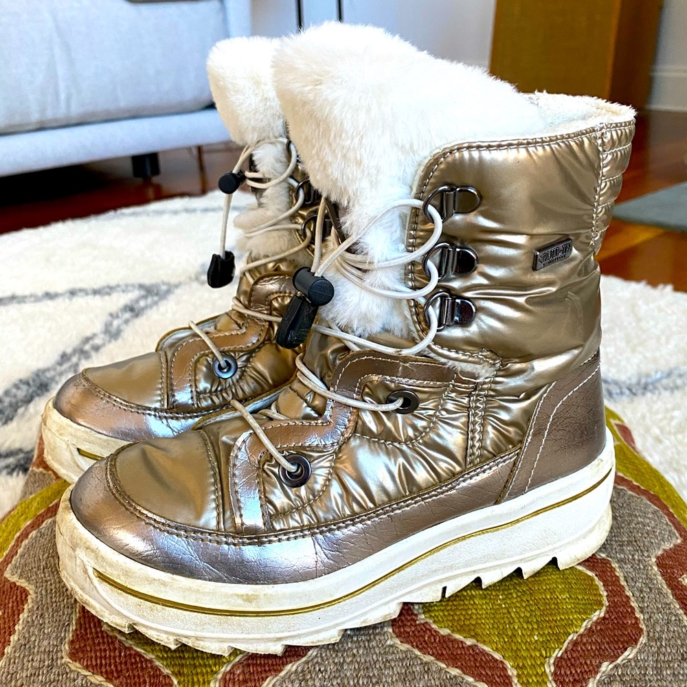 Girls Pajar waterproof boot in gold